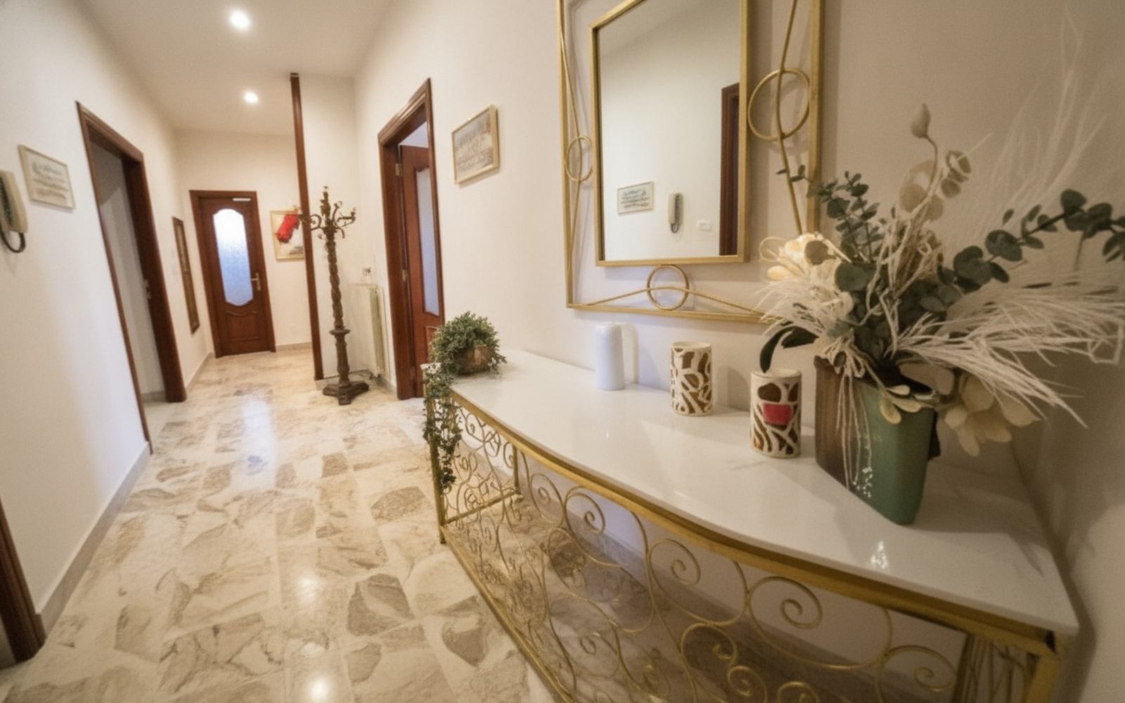Marigliano Apartments, Marigliano (Campania)